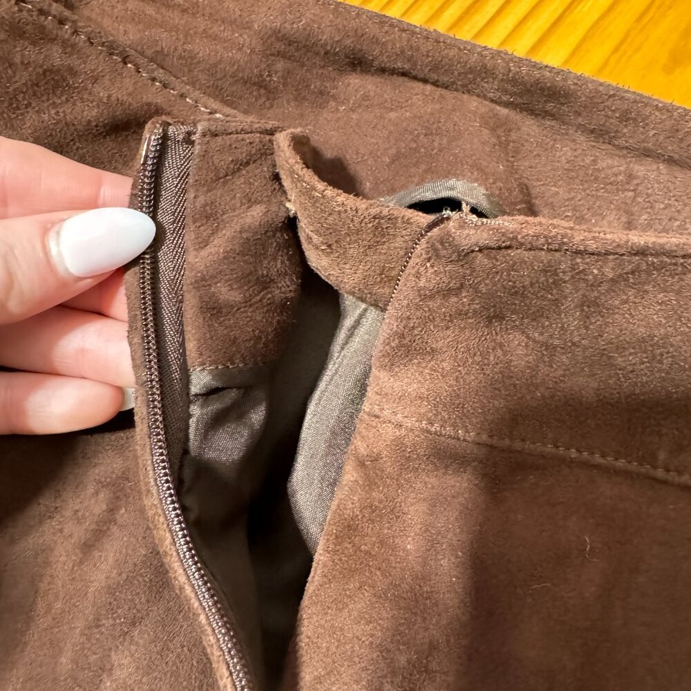 Dana Buchman Brown Suede Skirt size - Picture 8 of 9